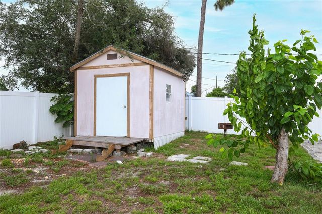3075 MAPLESHADE STREET, Deltona, FL 32738