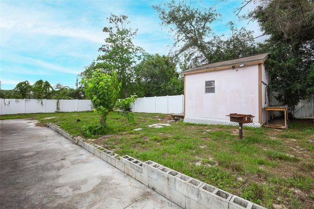 3075 MAPLESHADE STREET, Deltona, FL 32738