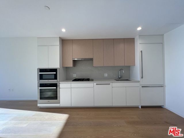 877 Francisco Street 2610, Los Angeles, CA 90017