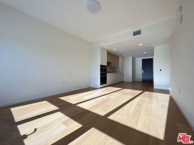 877 Francisco Street 2610, Los Angeles, CA 90017