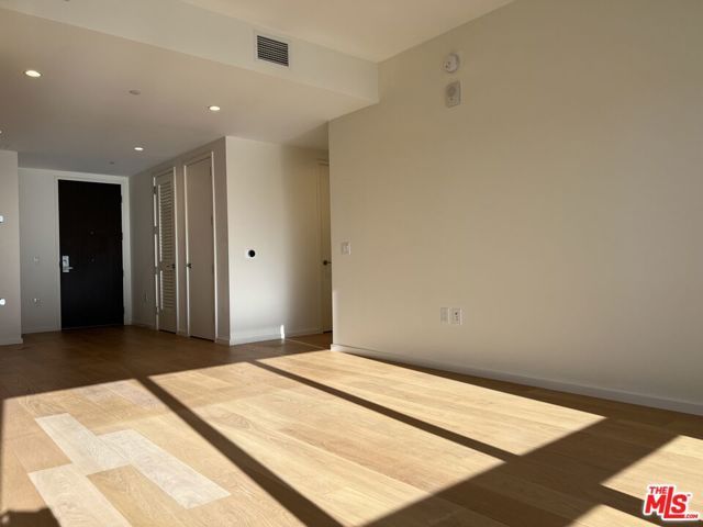 877 Francisco Street 2610, Los Angeles, CA 90017