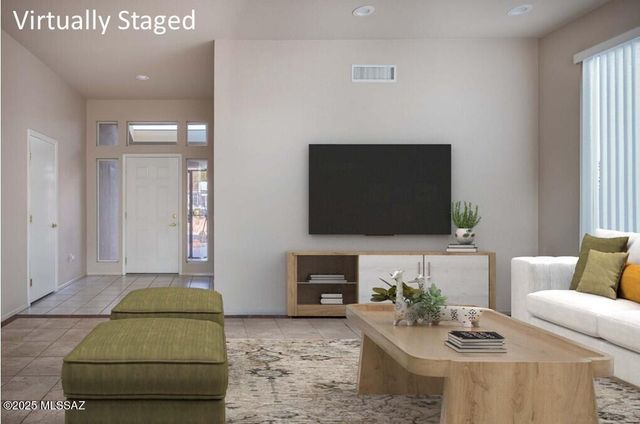 938 E Grass Meadow Place, Oro Valley, AZ 85755