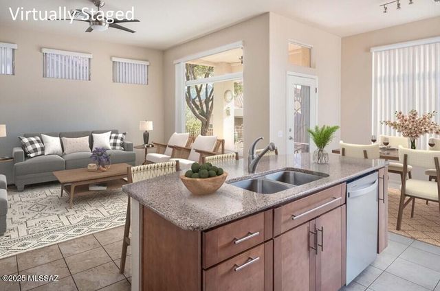 938 E Grass Meadow Place, Oro Valley, AZ 85755