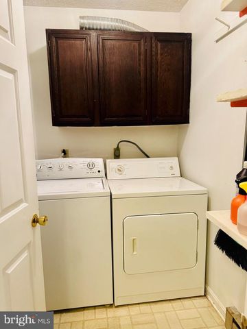 303 WESTMORELAND DR, Stephens City, VA 22655