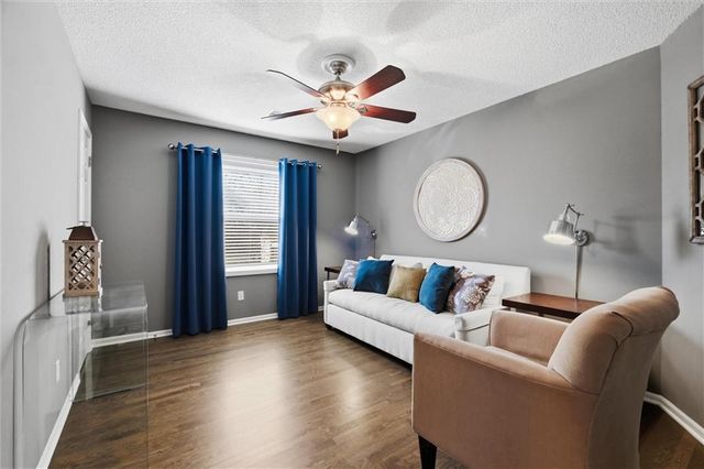 12914 Mackey Street, Overland Park, KS 66213