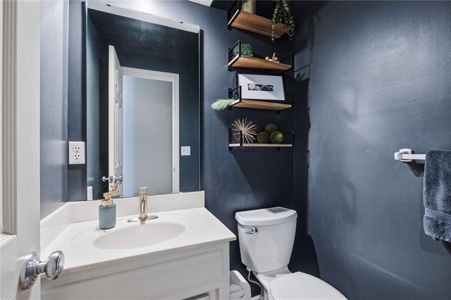 12914 Mackey Street, Overland Park, KS 66213