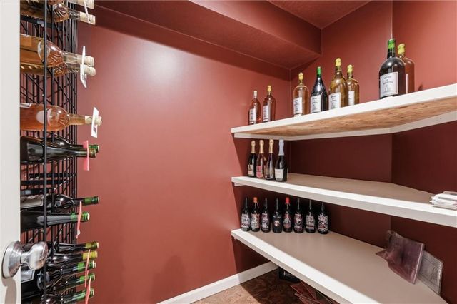 12914 Mackey Street, Overland Park, KS 66213