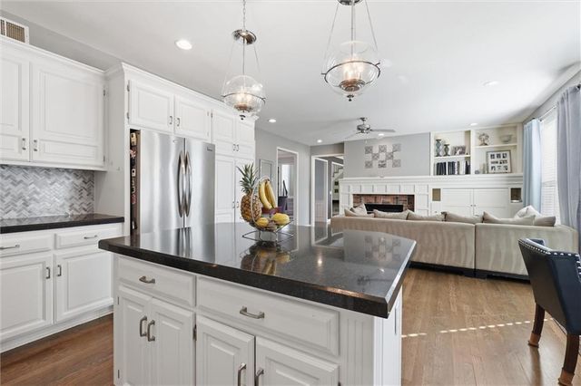 12914 Mackey Street, Overland Park, KS 66213