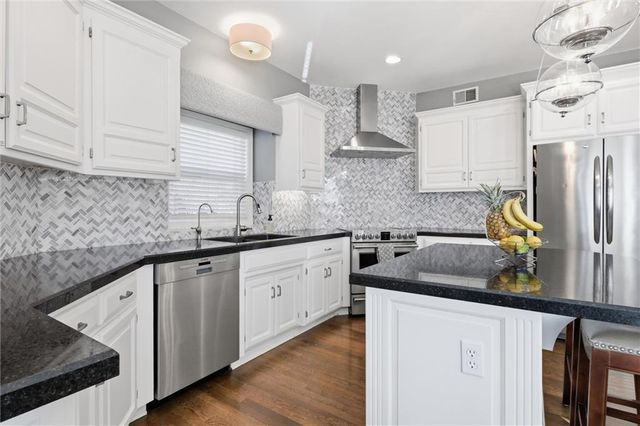 12914 Mackey Street, Overland Park, KS 66213