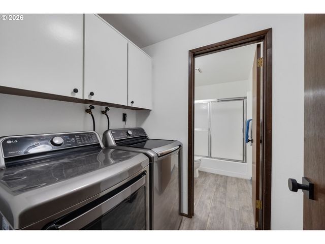 8630 BEWLEY St, Bay City, OR 97107