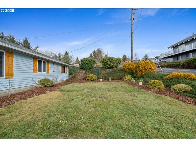 8630 BEWLEY St, Bay City, OR 97107