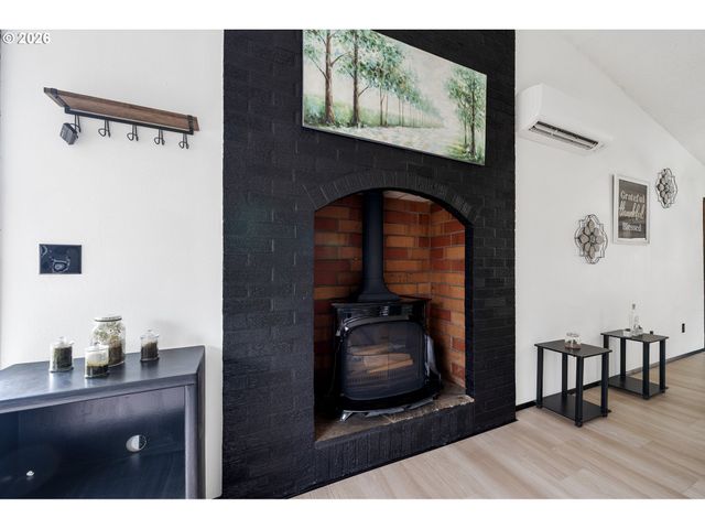 8630 BEWLEY St, Bay City, OR 97107