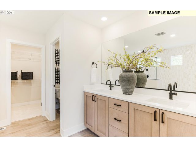 27272 Sw Larkspur Ter, Wilsonville, OR 97070