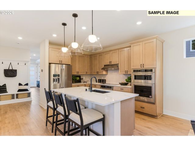 27272 Sw Larkspur Ter, Wilsonville, OR 97070