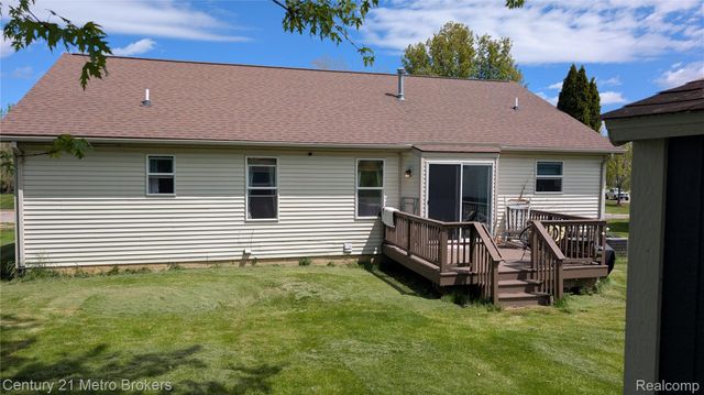 6138 Deer Park Pass, Burton, MI 48439
