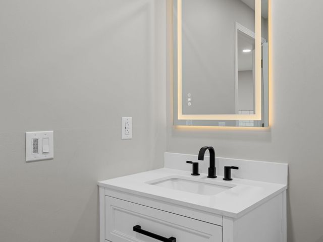 118 Strawaberry Road, Anderson, SC 29626