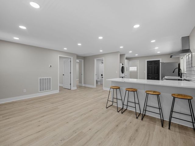 118 Strawaberry Road, Anderson, SC 29626