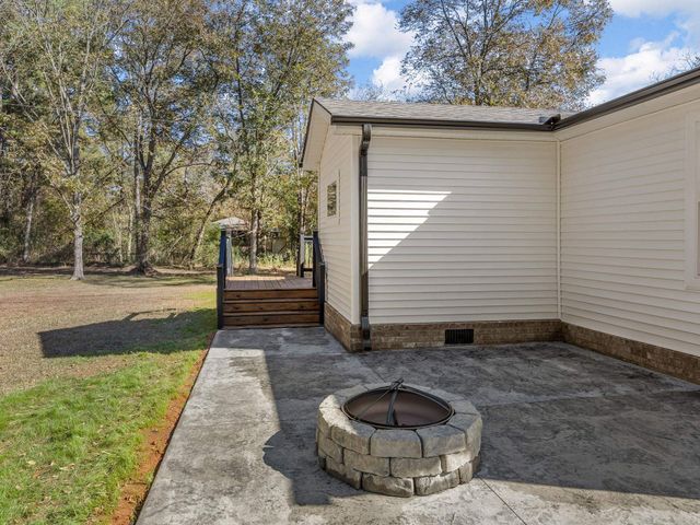 118 Strawaberry Road, Anderson, SC 29626