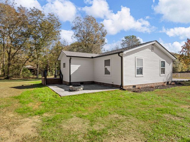 118 Strawaberry Road, Anderson, SC 29626