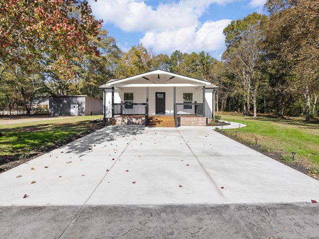 118 Strawaberry Road, Anderson, SC 29626