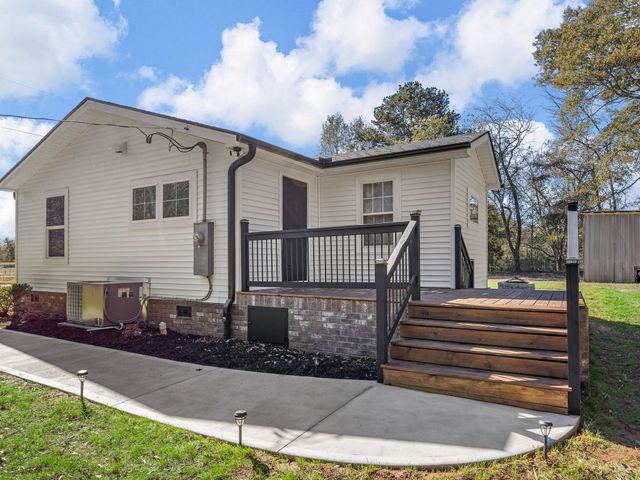 118 Strawaberry Road, Anderson, SC 29626