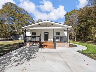 118 Strawaberry Road, Anderson, SC 29626