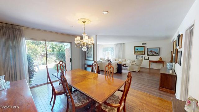 10900 Des Moines Avenue, Porter Ranch, CA 91326