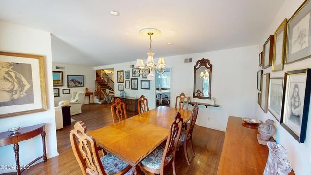 10900 Des Moines Avenue, Porter Ranch, CA 91326