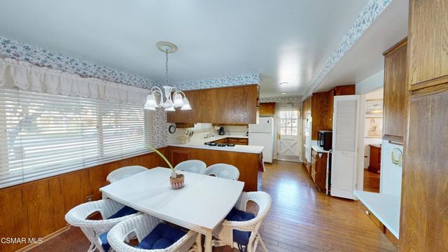 10900 Des Moines Avenue, Porter Ranch, CA 91326