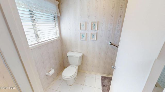 10900 Des Moines Avenue, Porter Ranch, CA 91326