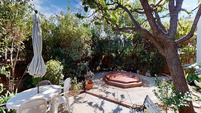 10900 Des Moines Avenue, Porter Ranch, CA 91326