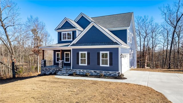 408 Falcons Lair West Drive, Walhalla, SC 29691