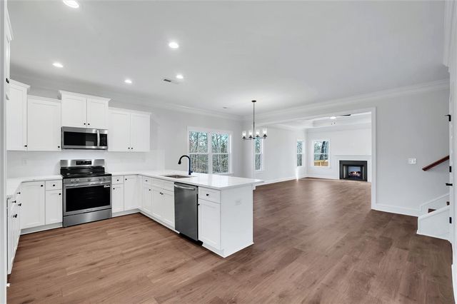 408 Falcons Lair West Drive, Walhalla, SC 29691