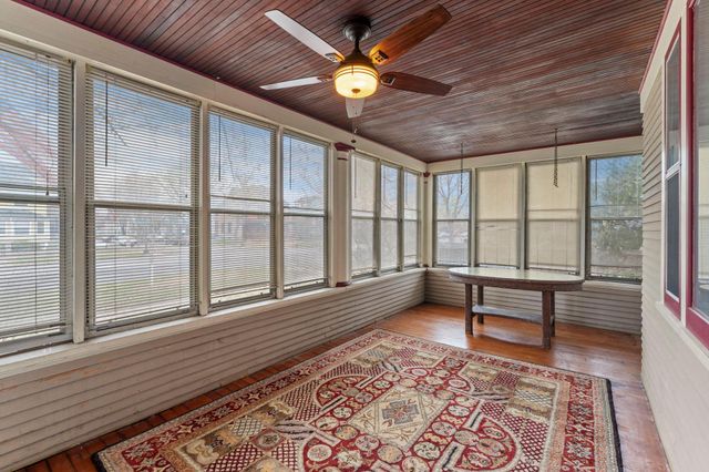 924 Marshall Avenue, Saint Paul, MN 55104