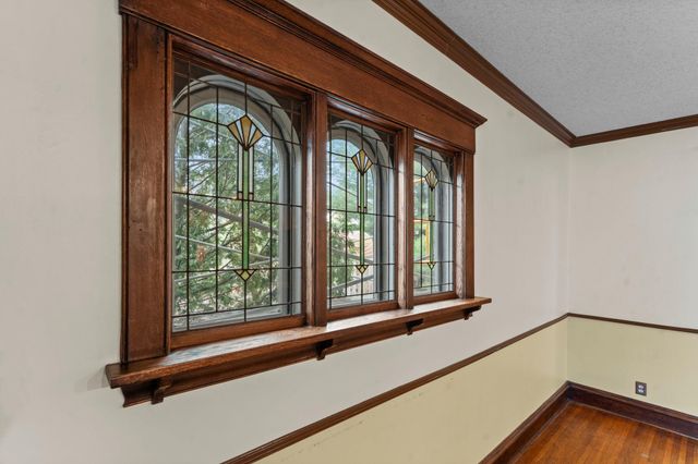 924 Marshall Avenue, Saint Paul, MN 55104