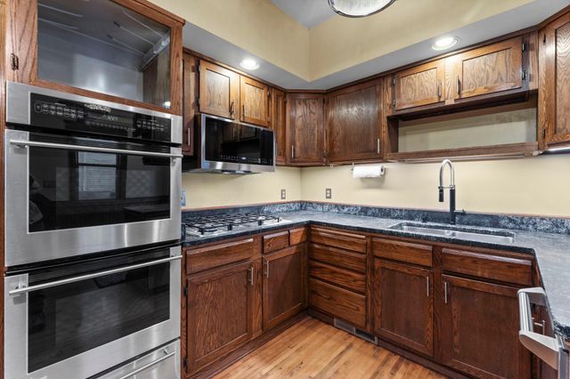 924 Marshall Avenue, Saint Paul, MN 55104