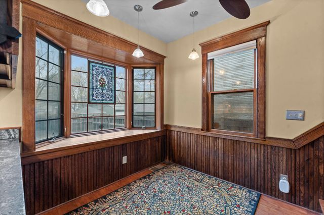 924 Marshall Avenue, Saint Paul, MN 55104
