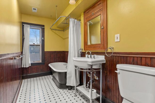 924 Marshall Avenue, Saint Paul, MN 55104