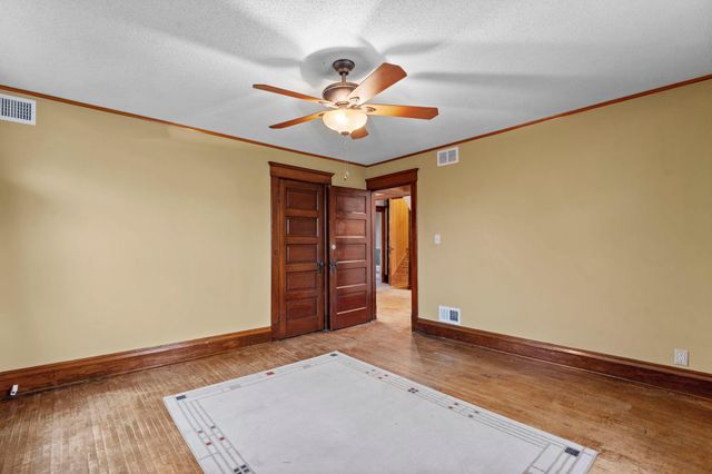 924 Marshall Avenue, Saint Paul, MN 55104