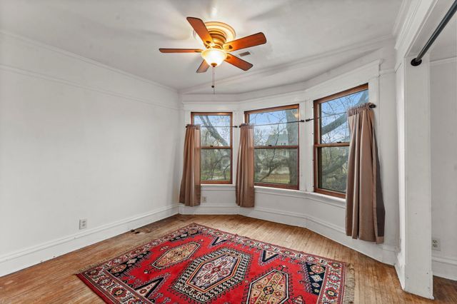 924 Marshall Avenue, Saint Paul, MN 55104