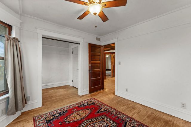 924 Marshall Avenue, Saint Paul, MN 55104