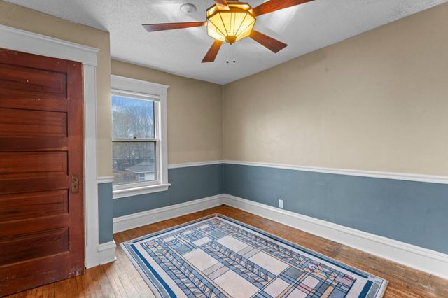 924 Marshall Avenue, Saint Paul, MN 55104