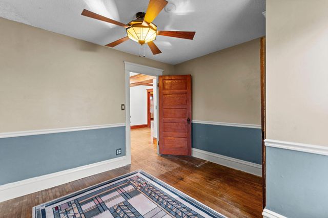 924 Marshall Avenue, Saint Paul, MN 55104