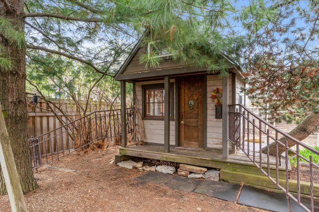 924 Marshall Avenue, Saint Paul, MN 55104