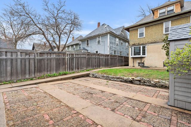 924 Marshall Avenue, Saint Paul, MN 55104