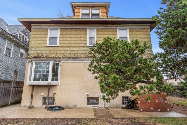 924 Marshall Avenue, Saint Paul, MN 55104