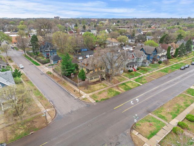 924 Marshall Avenue, Saint Paul, MN 55104