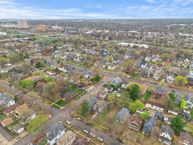 924 Marshall Avenue, Saint Paul, MN 55104