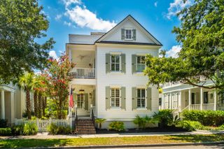 229 N Shelmore Boulevard, Mount Pleasant, SC 29464