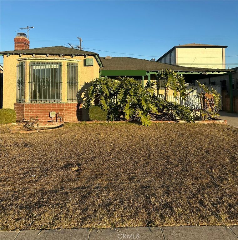 10028 S Manhattan, Los Angeles, CA 90047